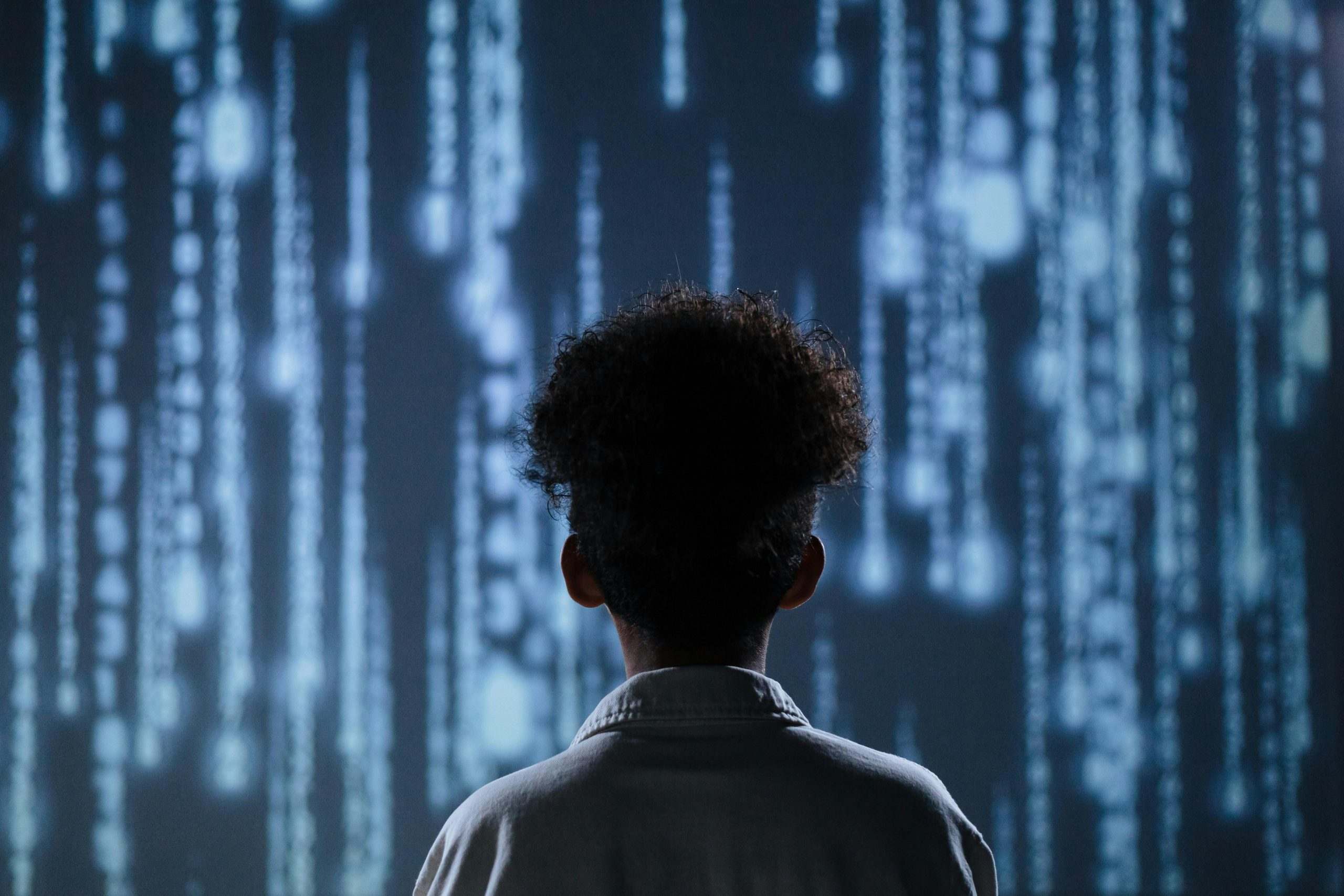 Comment l’intelligence artificielle Claude 4 sélectionne l’information qu’elle affiche ou non
