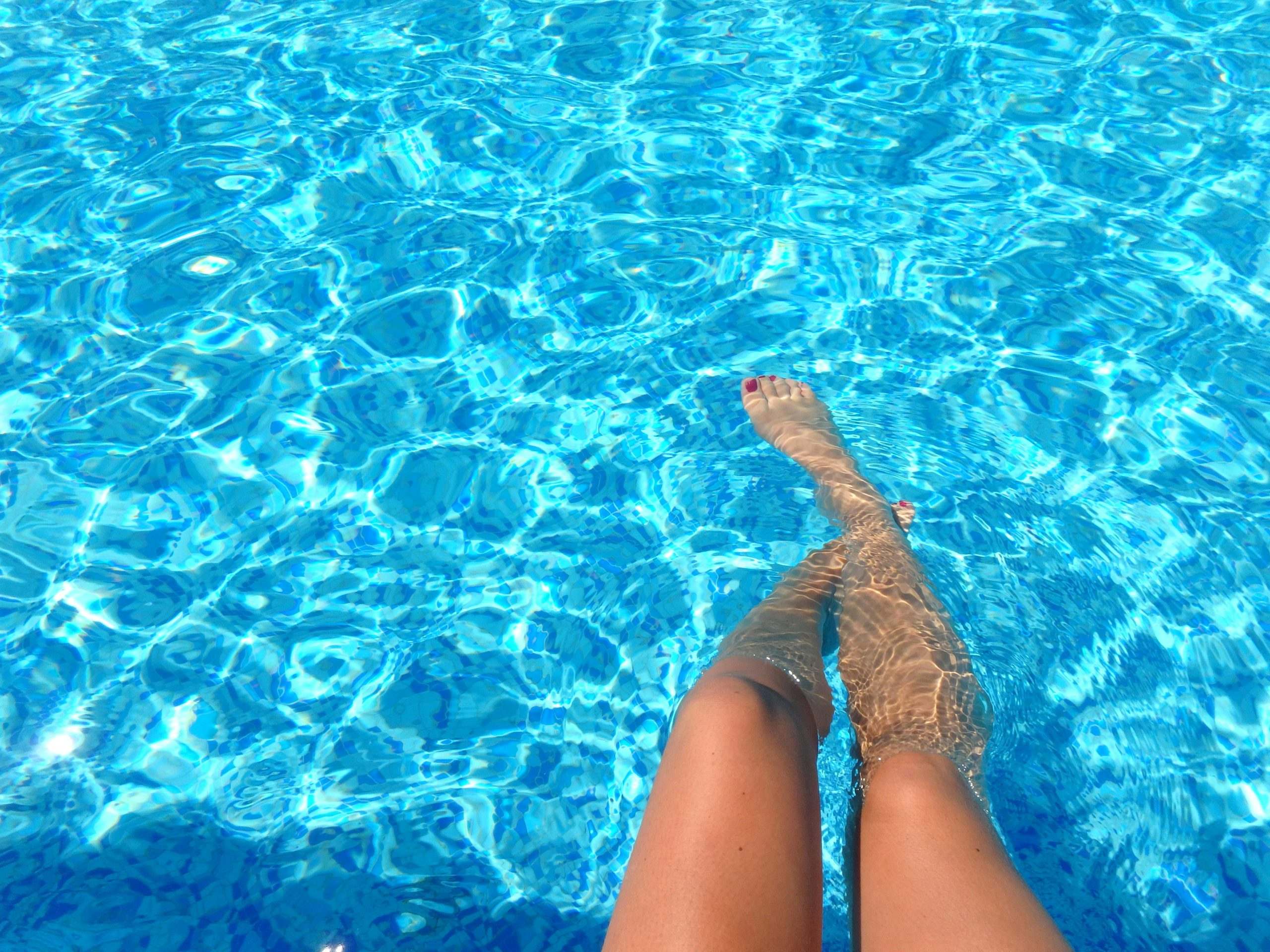 Quelles étapes pour faire construire sa piscine ? Un guide complet pour réussir votre projet